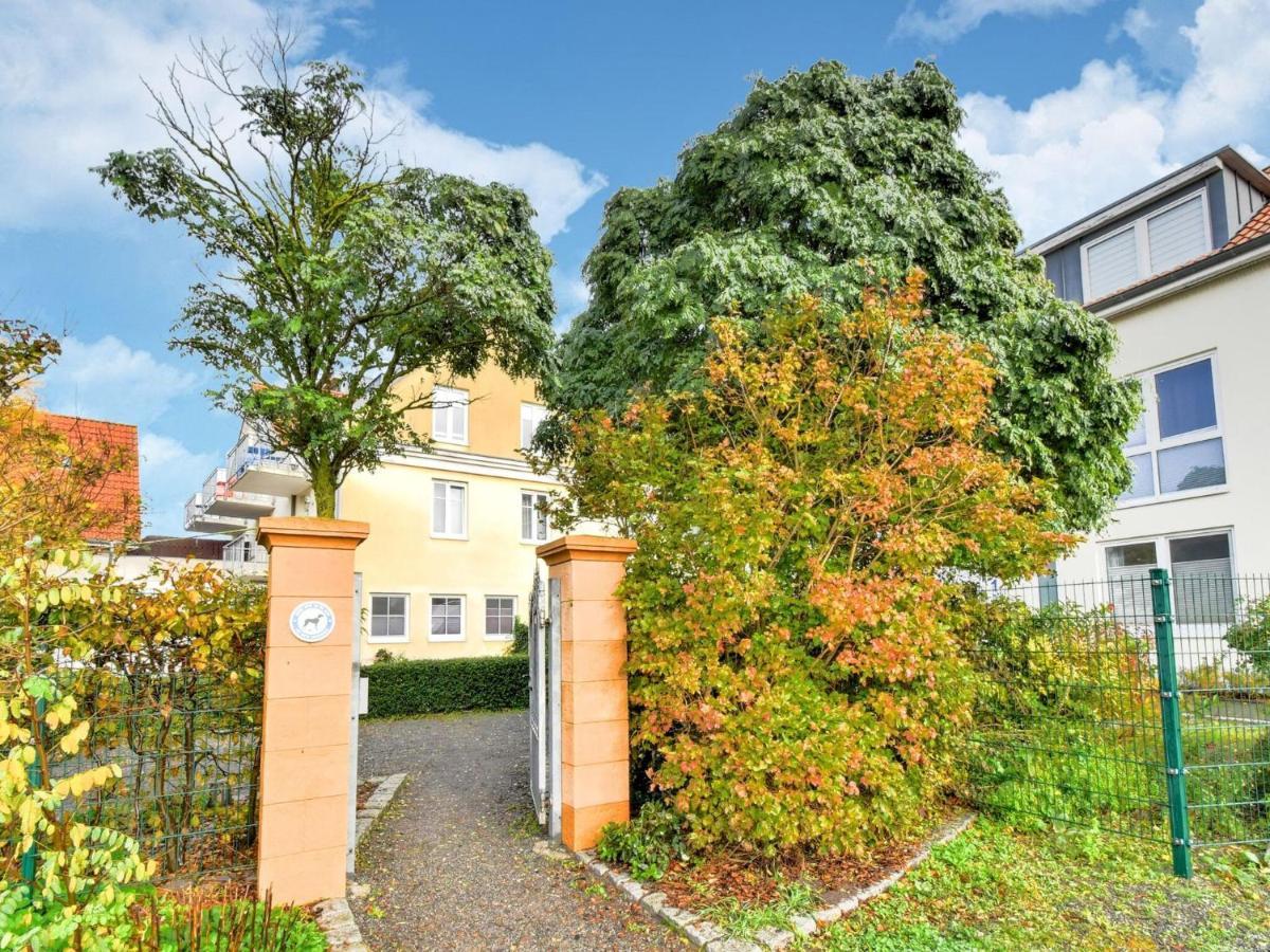 Charming Apartment With A Terrace Near The Sea Wiek auf Rügen Exterior foto